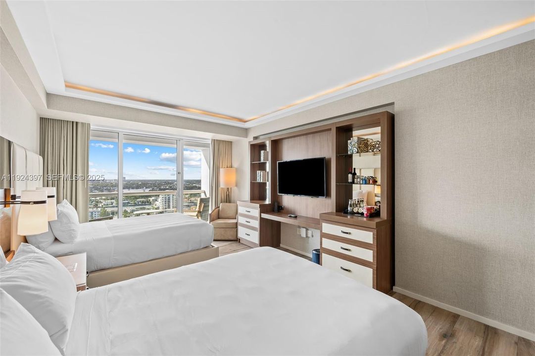 For Sale: $501,900 (0 beds, 1 baths, 445 Square Feet)