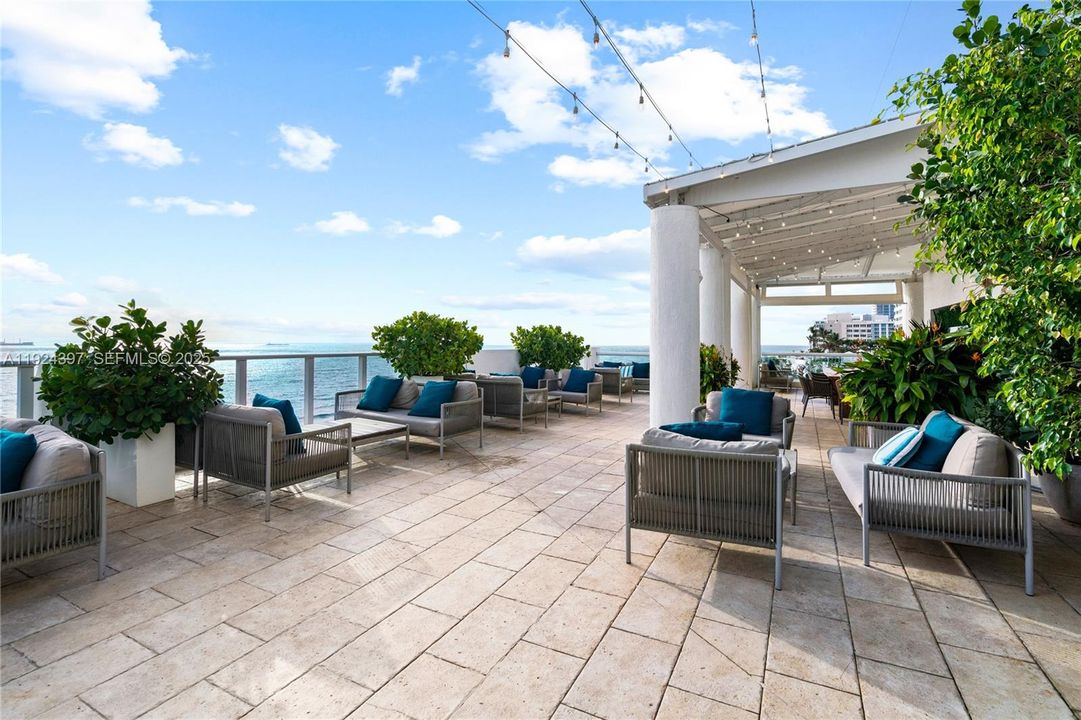 For Sale: $501,900 (0 beds, 1 baths, 445 Square Feet)