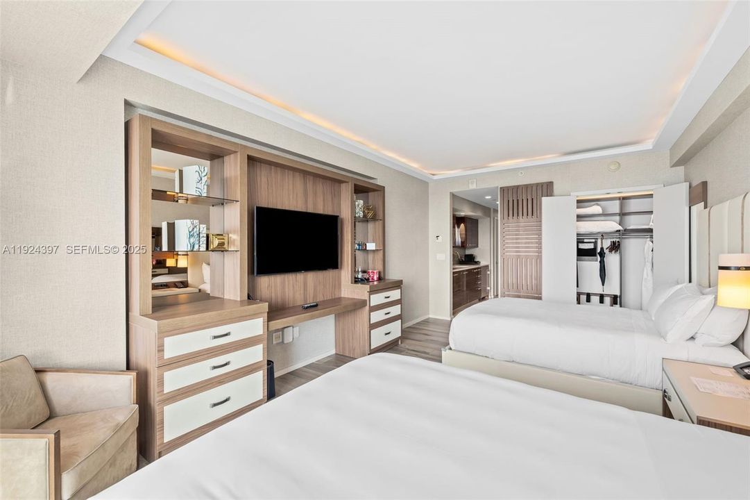 For Sale: $501,900 (0 beds, 1 baths, 445 Square Feet)