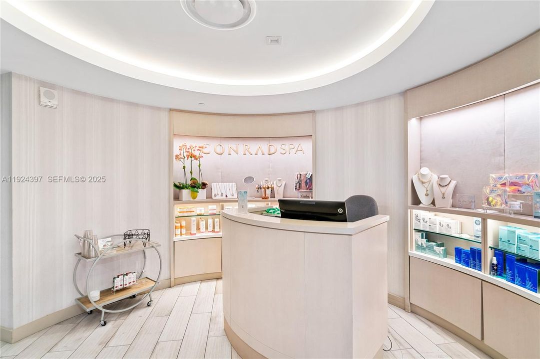 For Sale: $501,900 (0 beds, 1 baths, 445 Square Feet)