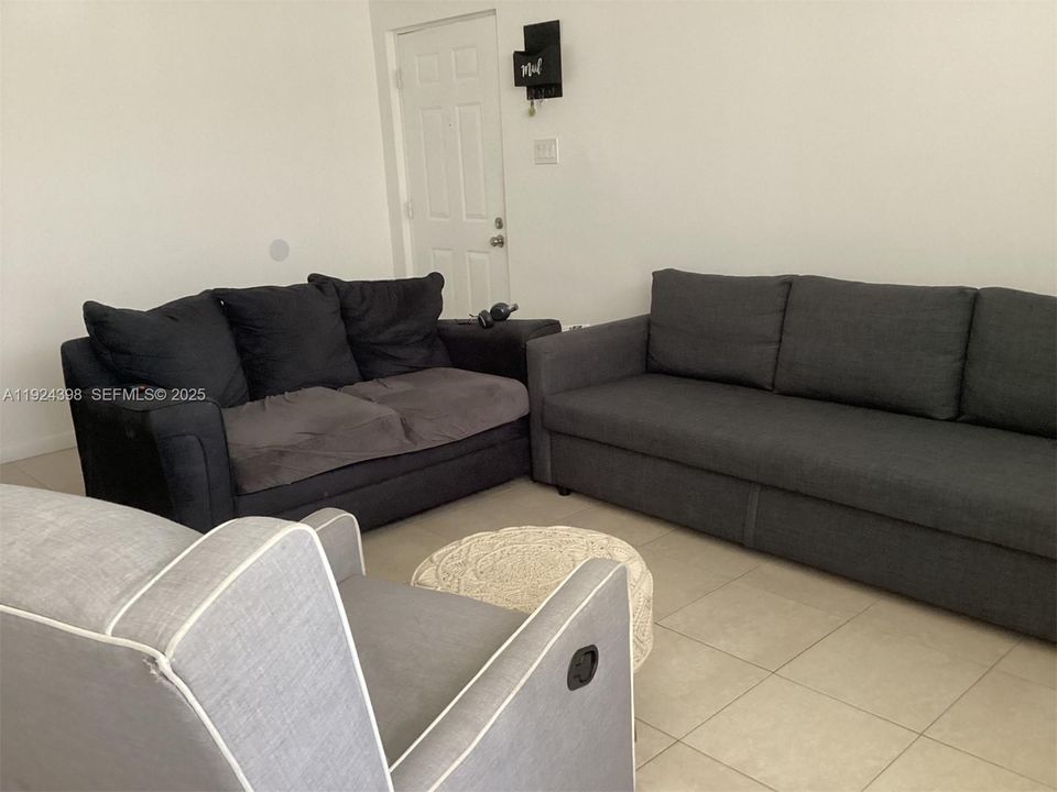 En Renta: $2,600 (2 camas, 2 baños, 1093 Pies cuadrados)