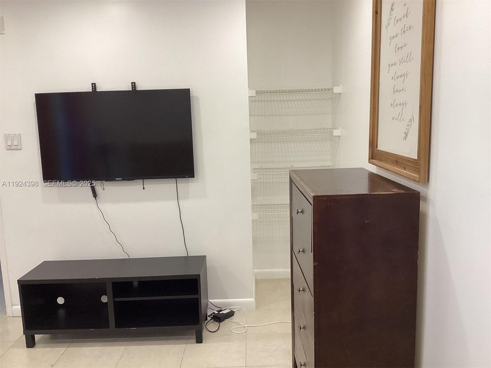 En Renta: $2,600 (2 camas, 2 baños, 1093 Pies cuadrados)