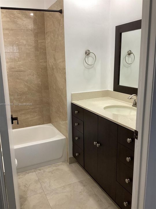 En Renta: $2,600 (2 camas, 2 baños, 1093 Pies cuadrados)