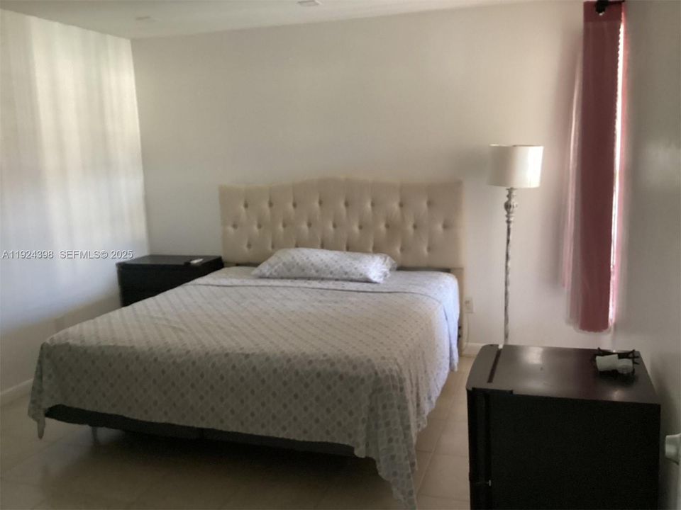 En Renta: $2,600 (2 camas, 2 baños, 1093 Pies cuadrados)