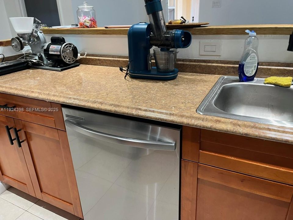 En Renta: $2,600 (2 camas, 2 baños, 1093 Pies cuadrados)