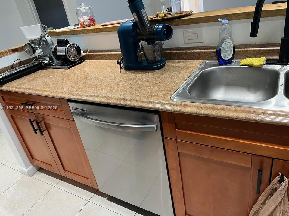 En Renta: $2,600 (2 camas, 2 baños, 1093 Pies cuadrados)