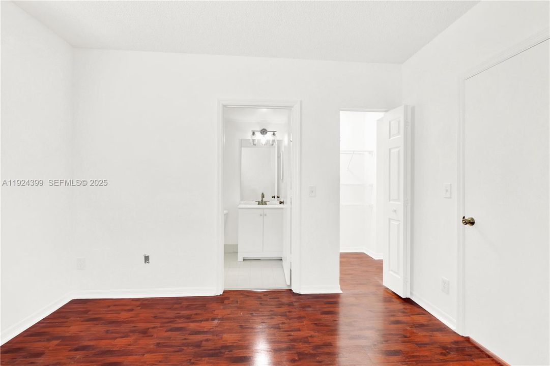 В аренду: $2,550 (2 спален, 2 ванн, 1153 Квадратных фут)