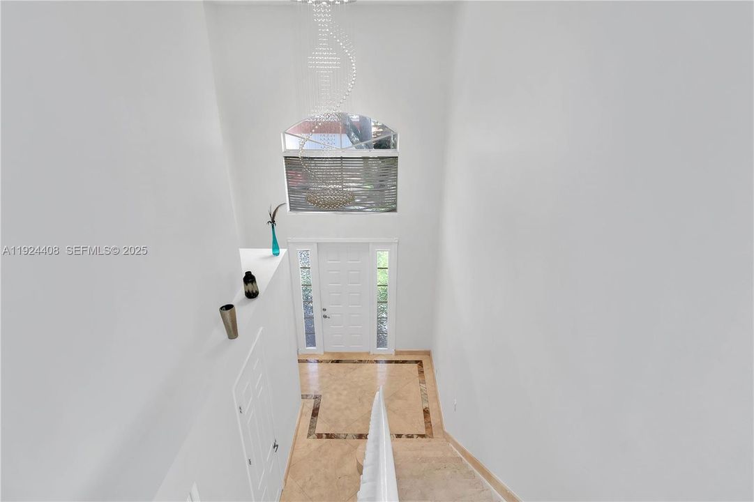 В аренду: $4,000 (2 спален, 2 ванн, 1976 Квадратных фут)