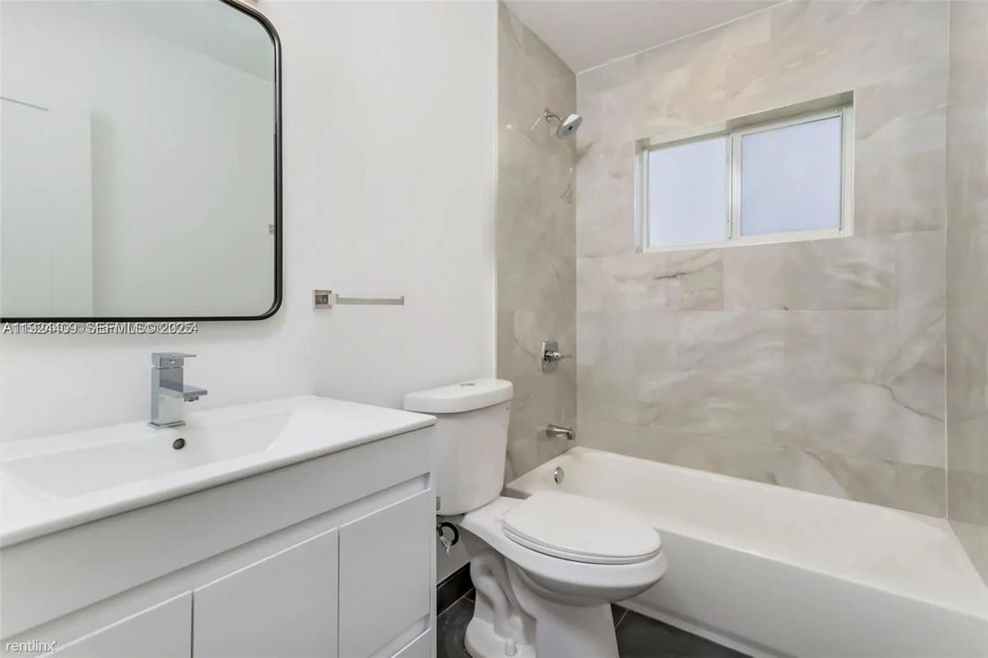 出租: $3,350 (2 贝兹, 2 浴室, 1946 平方英尺)