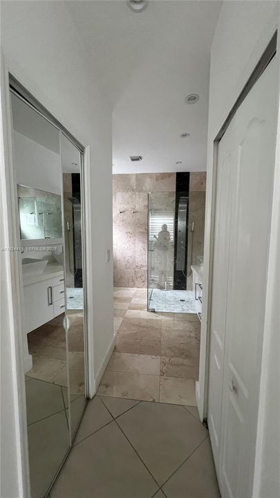 出租: $3,700 (3 贝兹, 2 浴室, 1485 平方英尺)