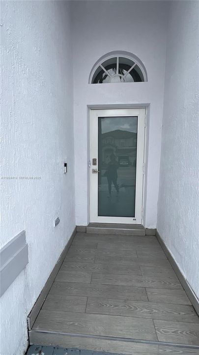 出租: $3,700 (3 贝兹, 2 浴室, 1485 平方英尺)