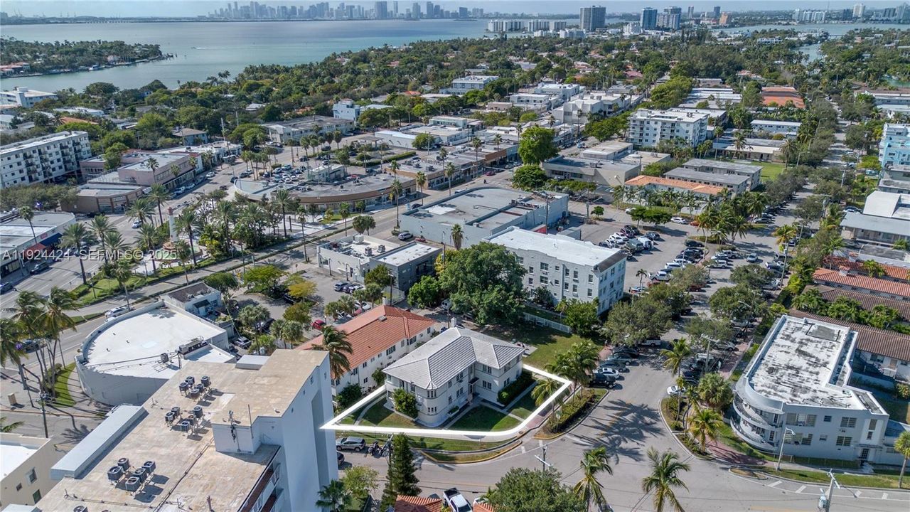 待售: $2,390,000 (0 贝兹, 0 浴室, 0 平方英尺)