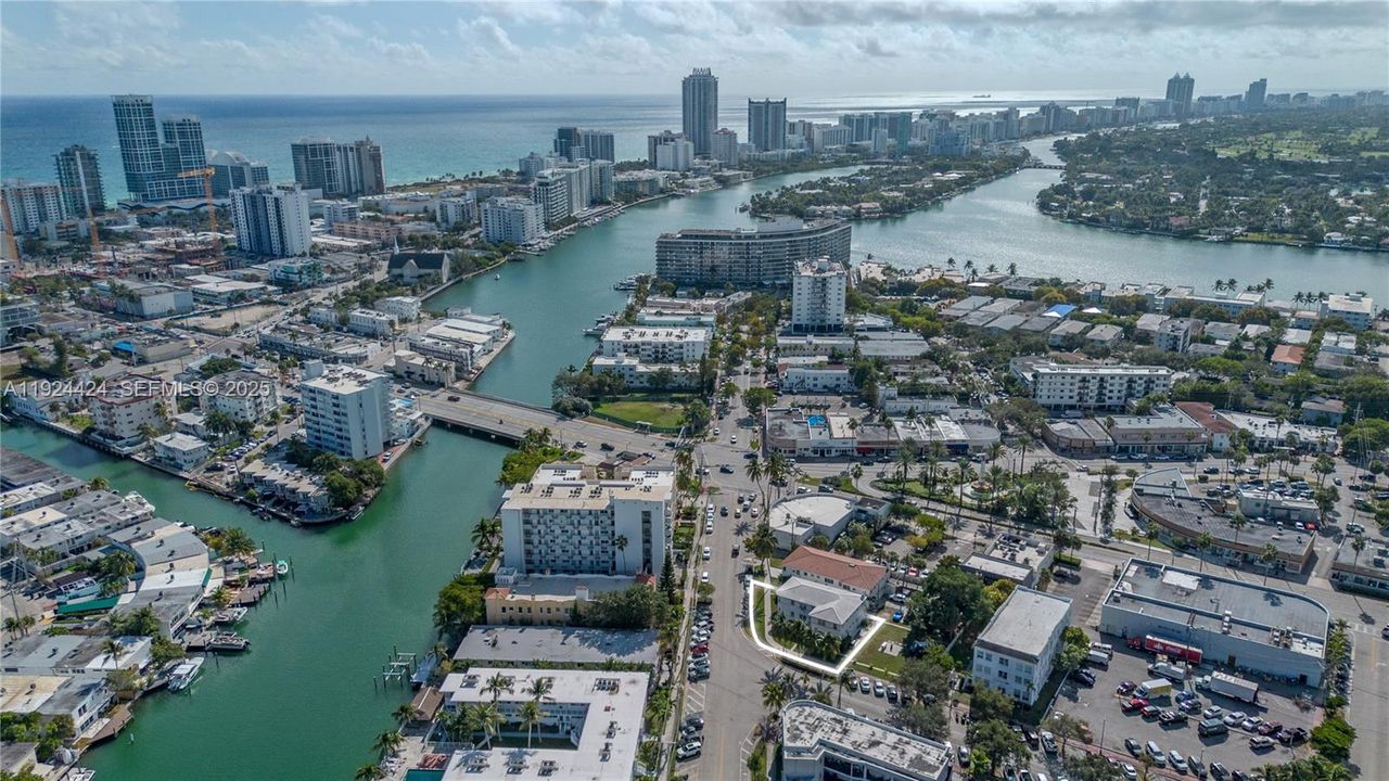 待售: $2,390,000 (0 贝兹, 0 浴室, 0 平方英尺)