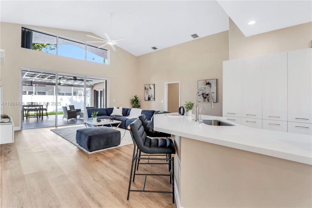 For Sale: $870,000 (4 beds, 2 baths, 2394 Square Feet)