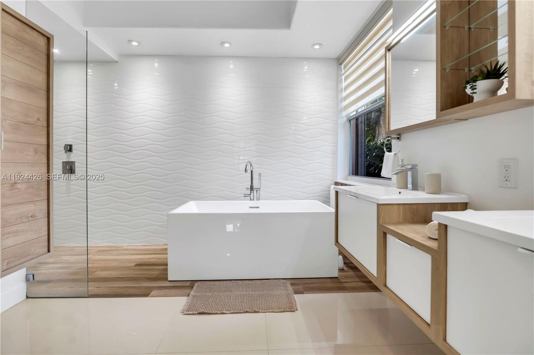 For Sale: $870,000 (4 beds, 2 baths, 2394 Square Feet)