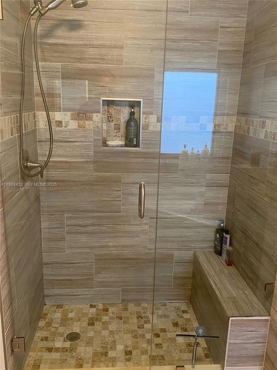 For Rent: $4,150 (3 beds, 2 baths, 1815 Square Feet)