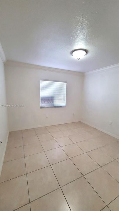 En Renta: $3,300 (4 camas, 3 baños, 1668 Pies cuadrados)