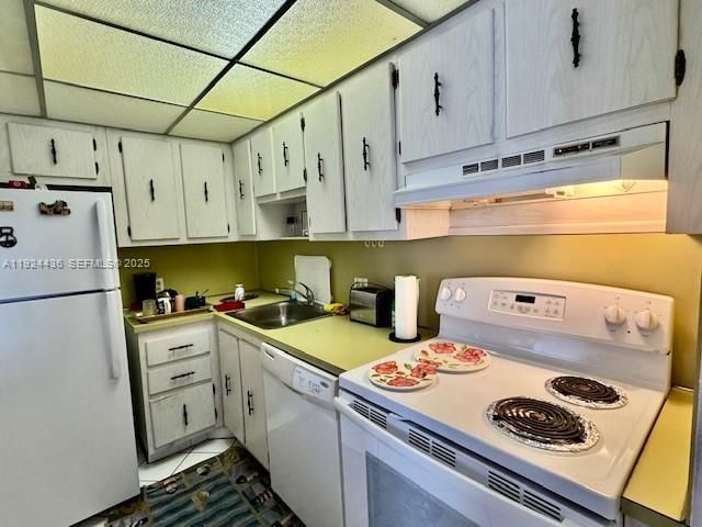 For Sale: $265,000 (1 beds, 1 baths, 1038 Square Feet)