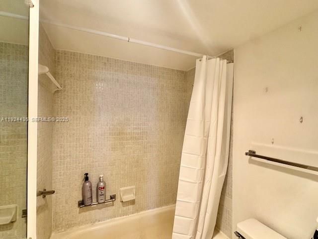 For Sale: $265,000 (1 beds, 1 baths, 1038 Square Feet)