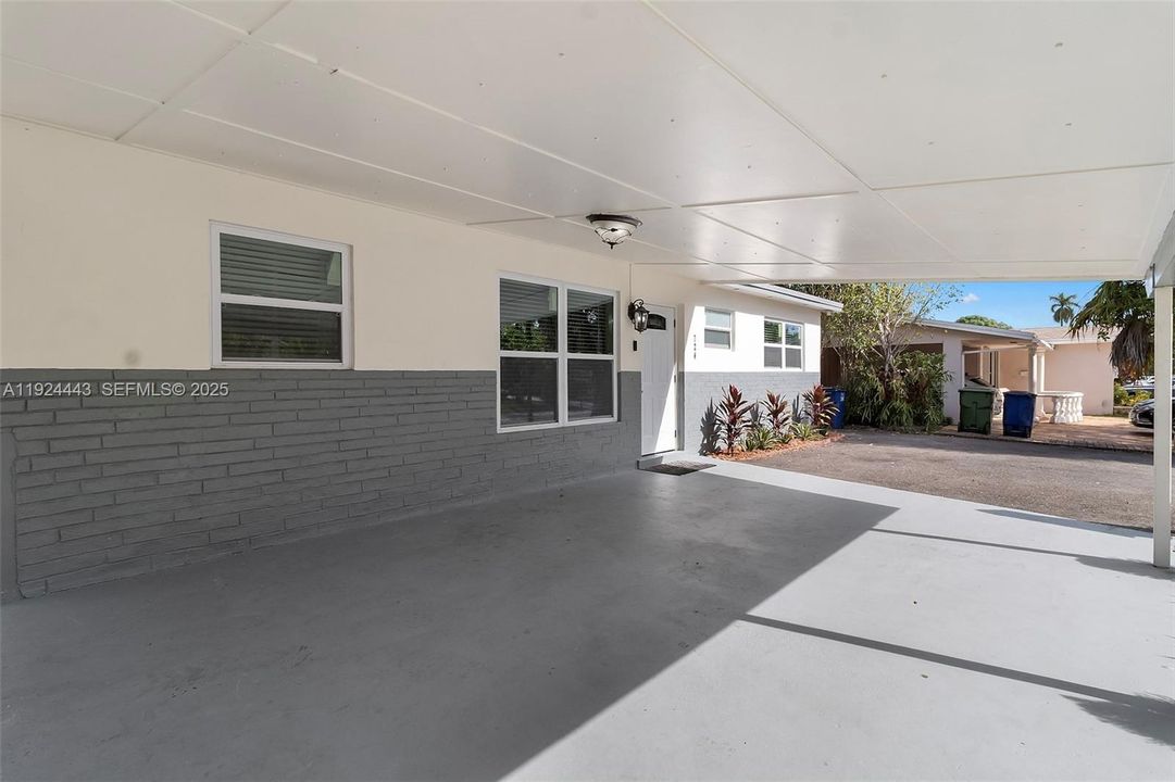 For Sale: $560,000 (3 beds, 2 baths, 1498 Square Feet)