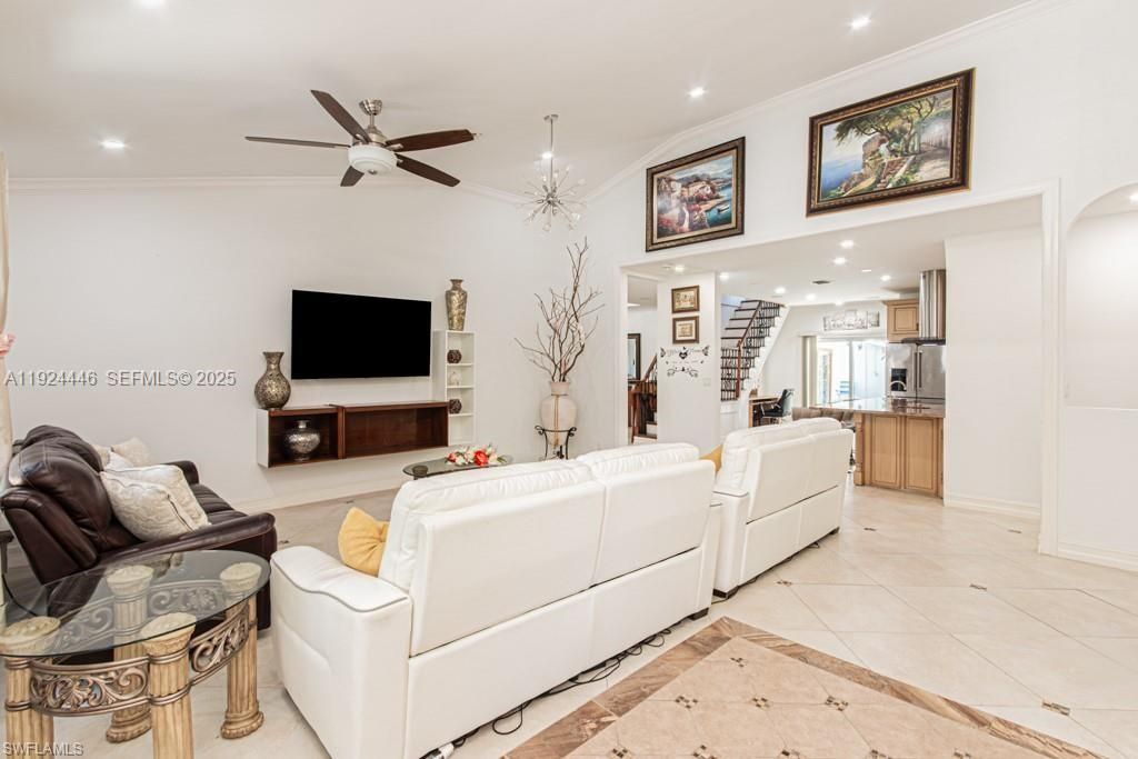 For Sale: $1,650,000 (6 beds, 5 baths, 0 Square Feet)