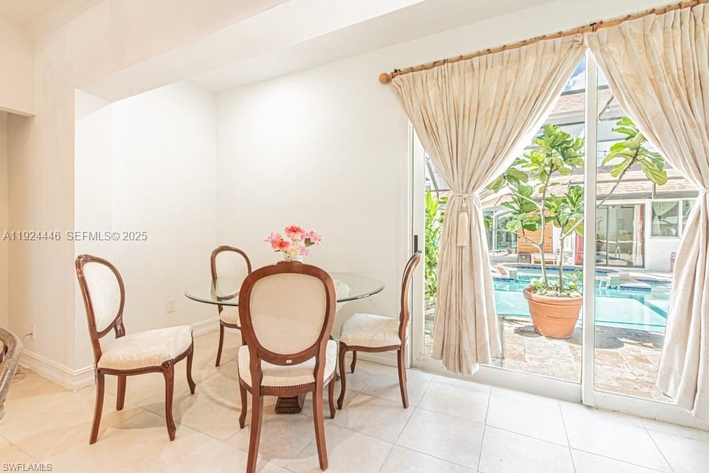 For Sale: $1,650,000 (6 beds, 5 baths, 0 Square Feet)