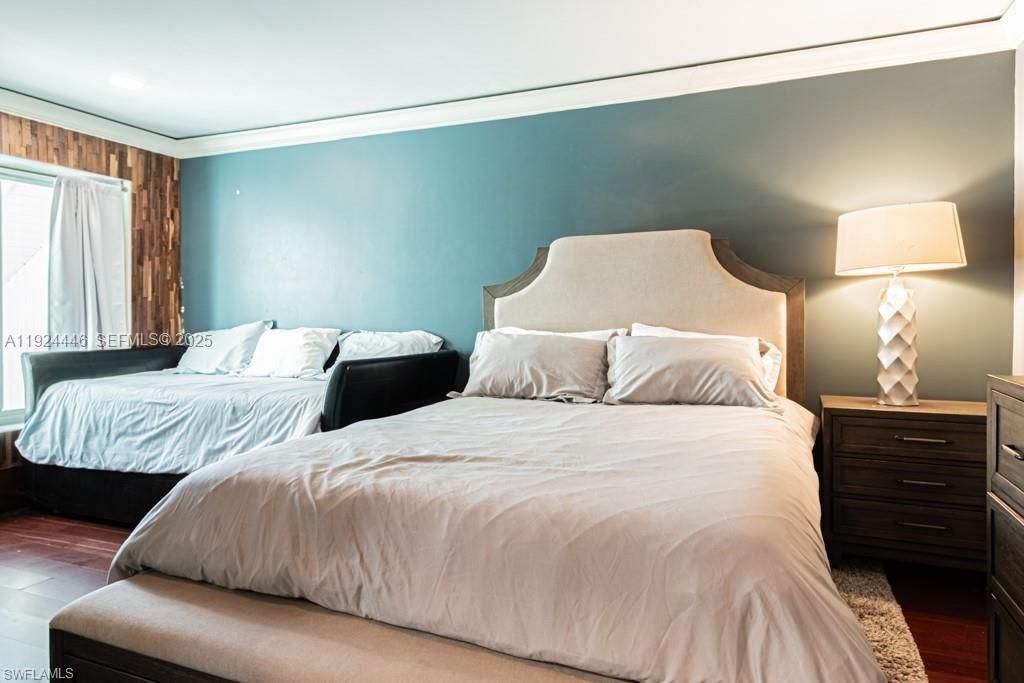 For Sale: $1,650,000 (6 beds, 5 baths, 0 Square Feet)