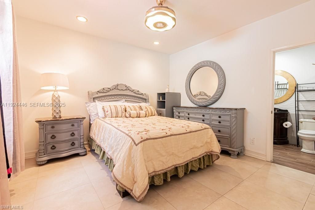 For Sale: $1,650,000 (6 beds, 5 baths, 0 Square Feet)