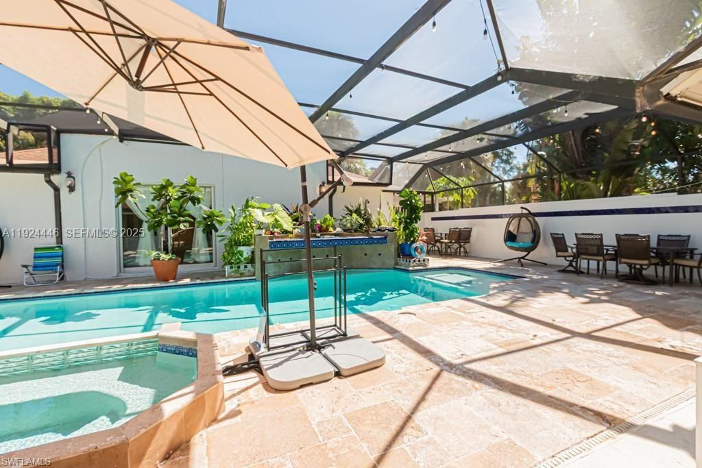 For Sale: $1,650,000 (6 beds, 5 baths, 0 Square Feet)