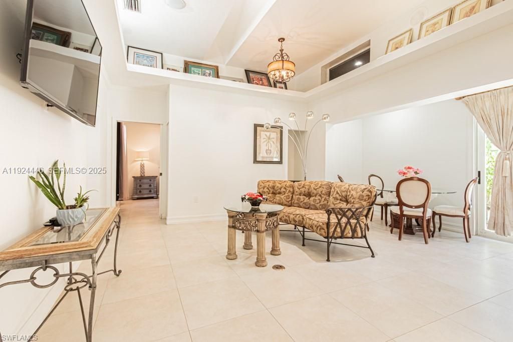 For Sale: $1,650,000 (6 beds, 5 baths, 0 Square Feet)