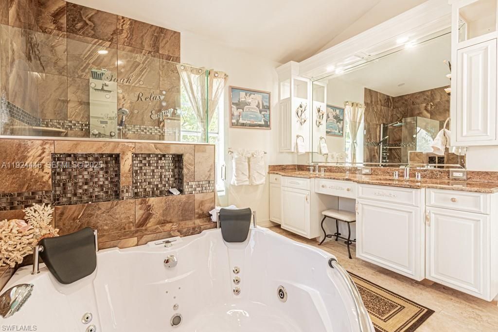 For Sale: $1,650,000 (6 beds, 5 baths, 0 Square Feet)