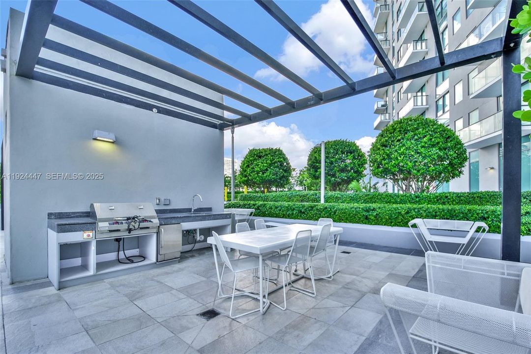 На продажу: $488,000 (1 спален, 1 ванн, 622 Квадратных фут)