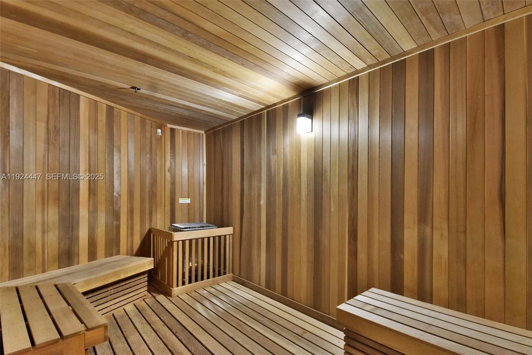 На продажу: $488,000 (1 спален, 1 ванн, 622 Квадратных фут)