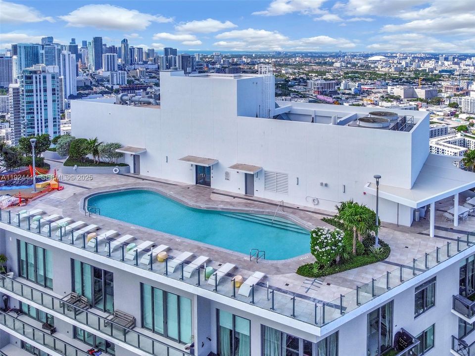 На продажу: $488,000 (1 спален, 1 ванн, 622 Квадратных фут)