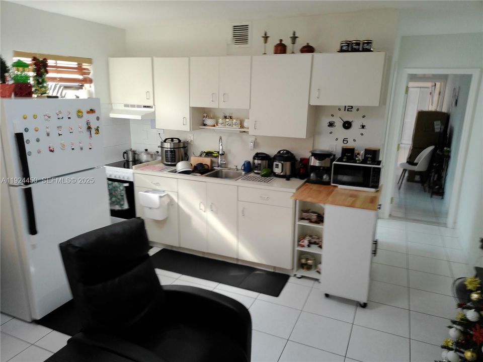 待售: $869,999 (5 贝兹, 4 浴室, 2529 平方英尺)