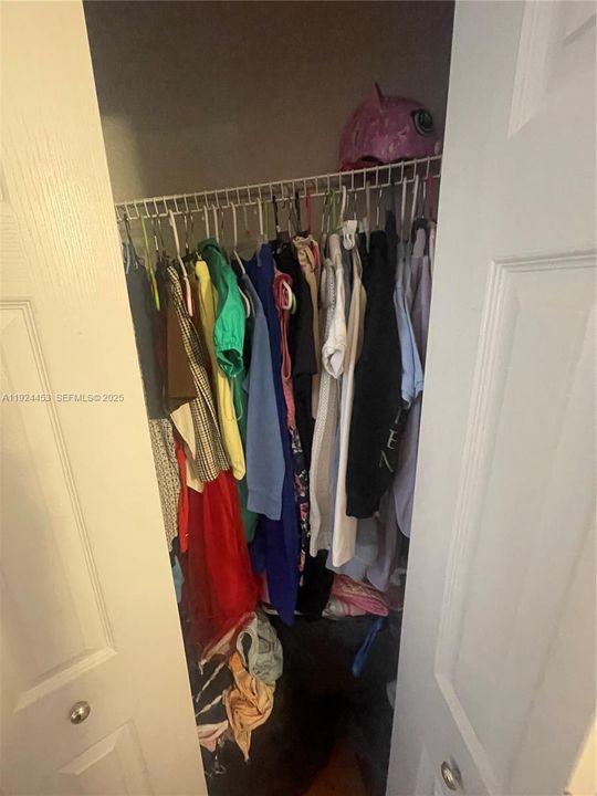 В аренду: $1,750 (2 спален, 1 ванн, 938 Квадратных фут)