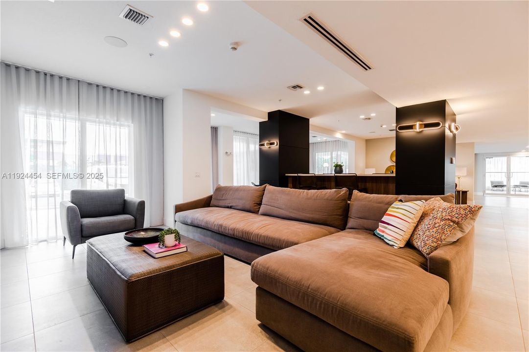 For Rent: $1,615 (0 beds, 1 baths, 0 Square Feet)