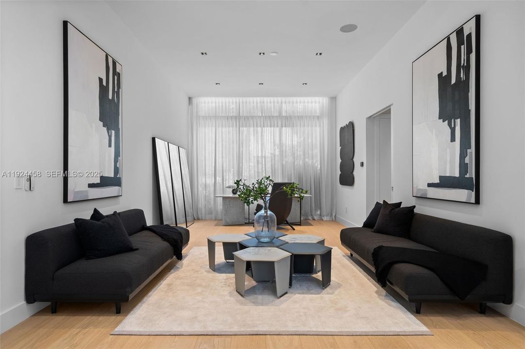 For Sale: $8,900,000 (6 beds, 9 baths, 5457 Square Feet)