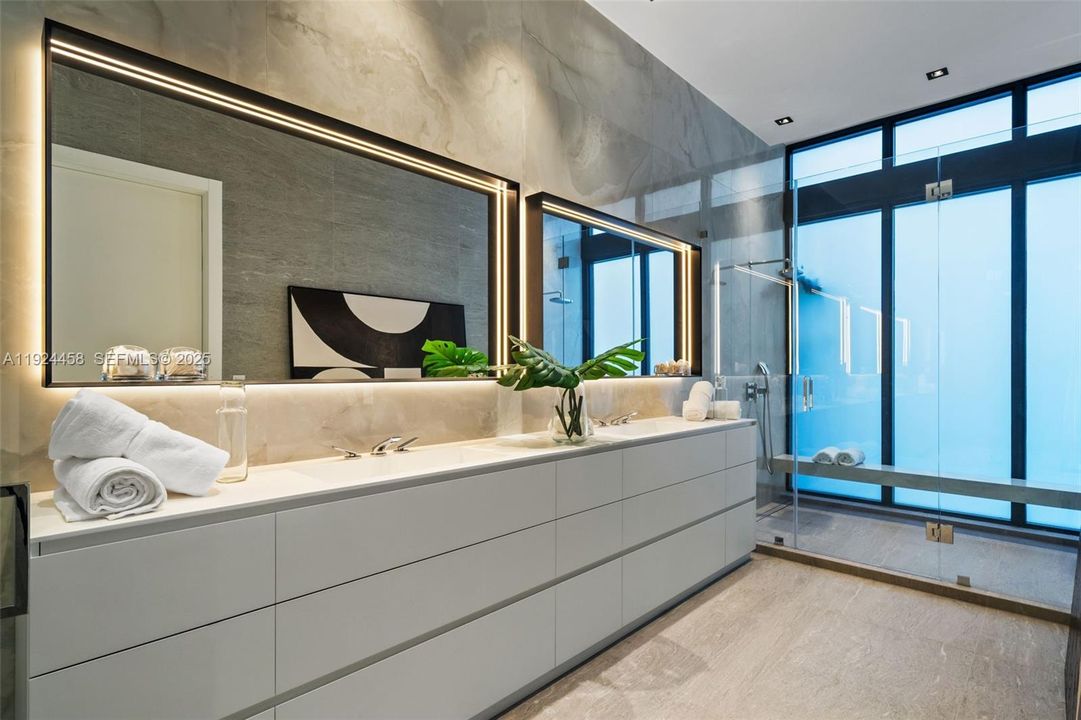 For Sale: $8,900,000 (6 beds, 9 baths, 5457 Square Feet)