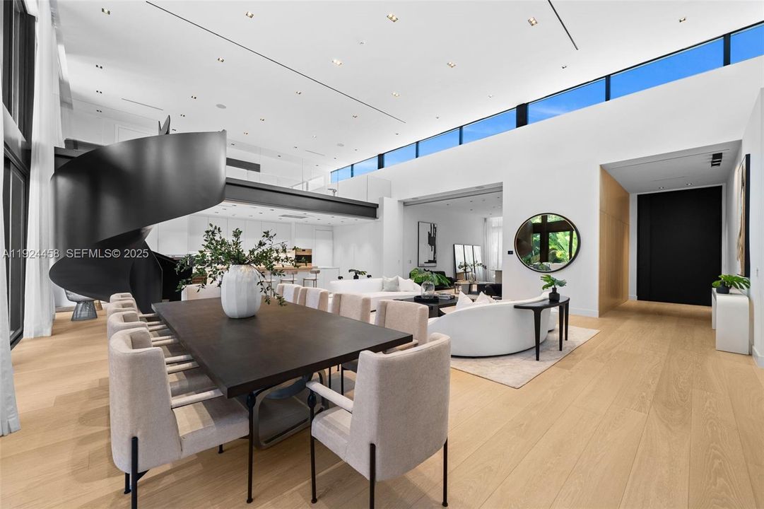 For Sale: $8,900,000 (6 beds, 9 baths, 5457 Square Feet)