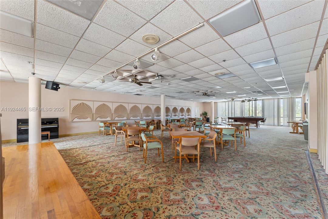 待售: $294,900 (2 贝兹, 2 浴室, 0 平方英尺)