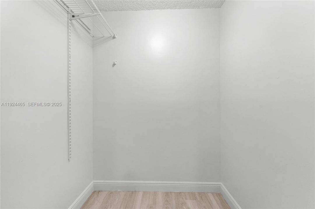 待售: $294,900 (2 贝兹, 2 浴室, 0 平方英尺)