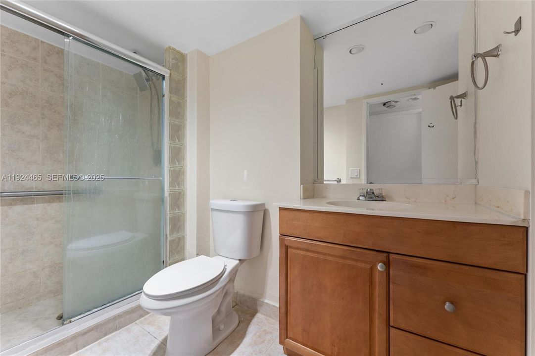 待售: $294,900 (2 贝兹, 2 浴室, 0 平方英尺)