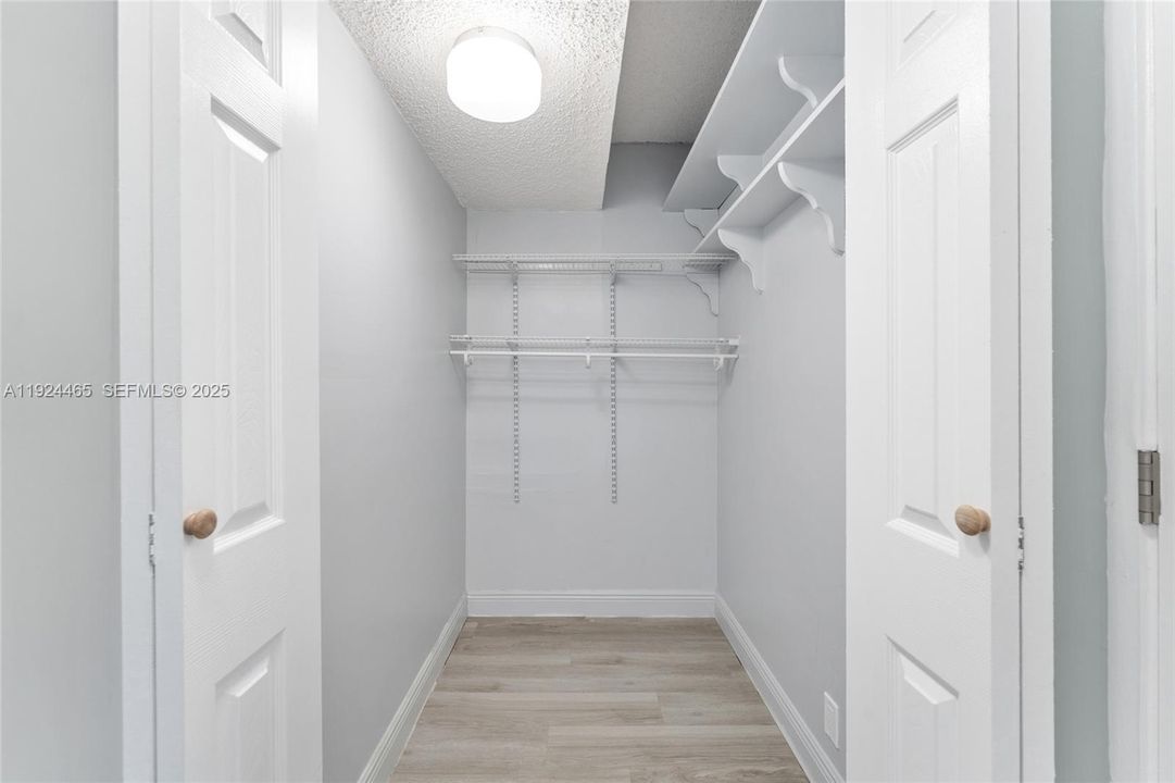 待售: $294,900 (2 贝兹, 2 浴室, 0 平方英尺)