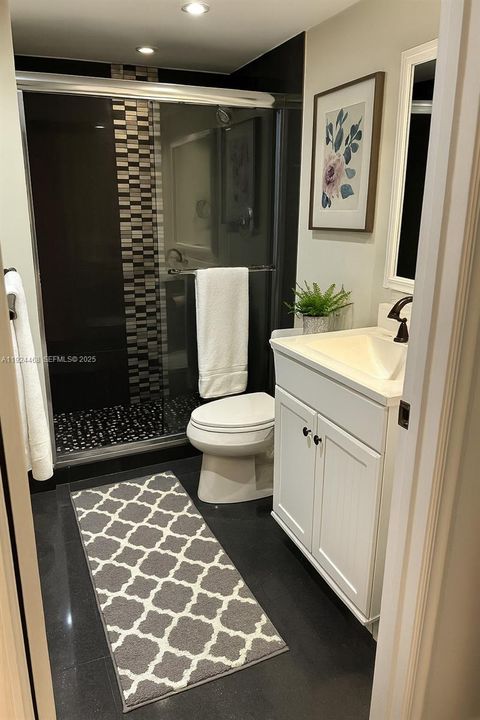 待售: $249,000 (2 贝兹, 2 浴室, 1082 平方英尺)