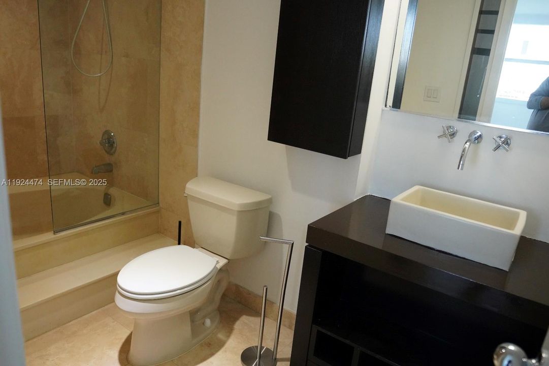 待售: $459,000 (2 贝兹, 2 浴室, 1213 平方英尺)