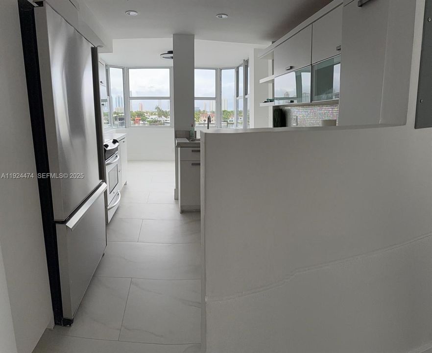 待售: $459,000 (2 贝兹, 2 浴室, 1213 平方英尺)