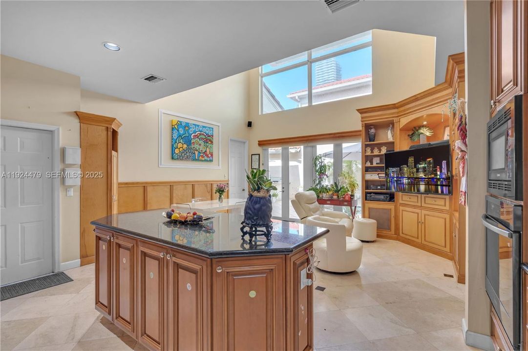 For Sale: $2,750,000 (5 beds, 4 baths, 3339 Square Feet)