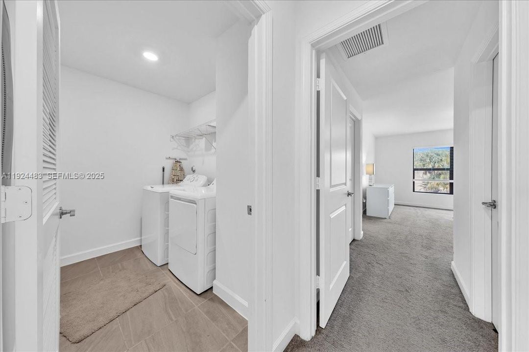 For Rent: $3,000 (3 beds, 2 baths, 1746 Square Feet)