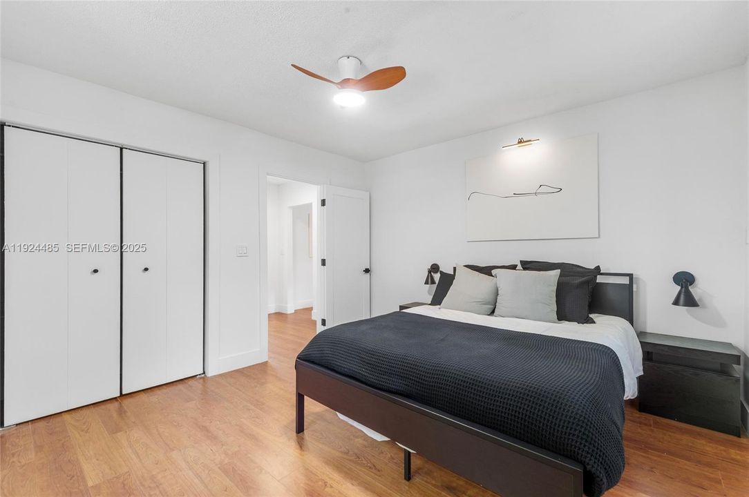 For Sale: $599,000 (3 beds, 2 baths, 1334 Square Feet)